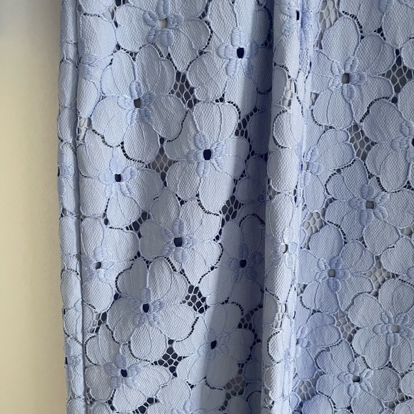 Diane Von Furstenberg Sarita Flower Lace Shift Dress - Size 2 - Picture 4 of 6